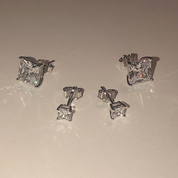 STERLING Silver Princess Cut Clear Cz Stud Earrings x2 - 8mm & 5mm - Picture 1 of 4